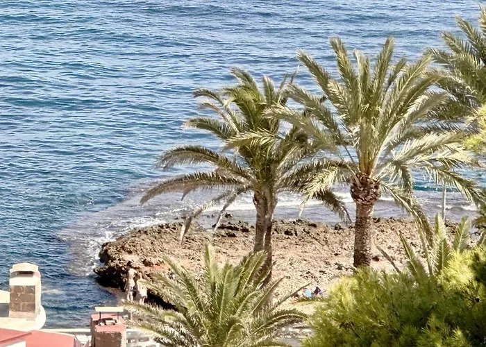 Les Rotes 30 By Homeprive 아파트 *